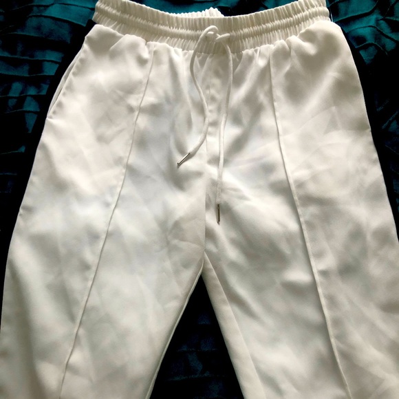 Pants & Jumpsuits White Pull String Pants With Blue Stripe Down The